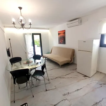 Salonikiou Apartment *