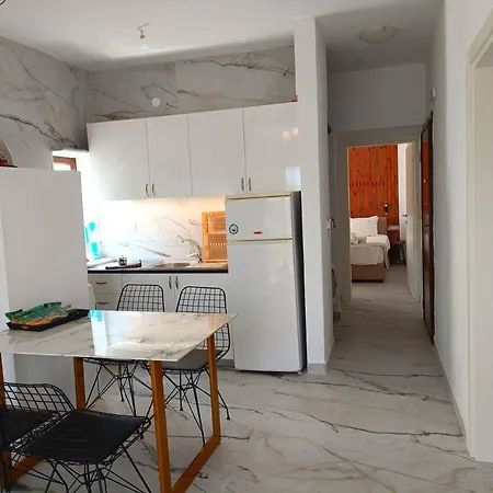 Salonikiou Apartment Akti Salonikiou