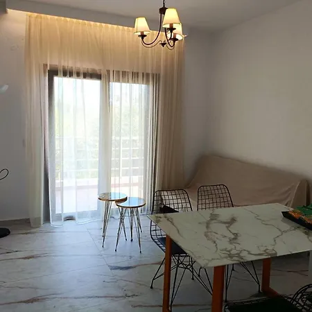 Apartment Salonikiou Akti Salonikiou