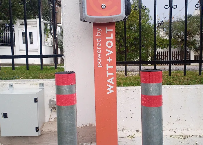 Salonikiou * Akti Salonikiou