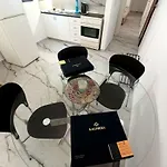 Apartment Salonikiou Akti Salonikiou